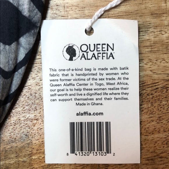 Queen Alaffia Zippered Pouch - Picture 2 of 3